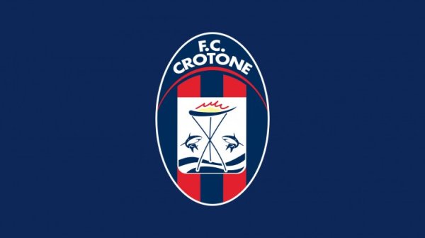 Người bảo vệ: Crotone đã bị Mafia xâm nhập và câu lạc bộ đã 