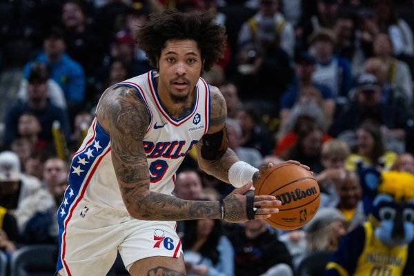 Y tá: Oubre có thể nhẹ hơn Benqueiro 50 pound, nhưng anh ấy