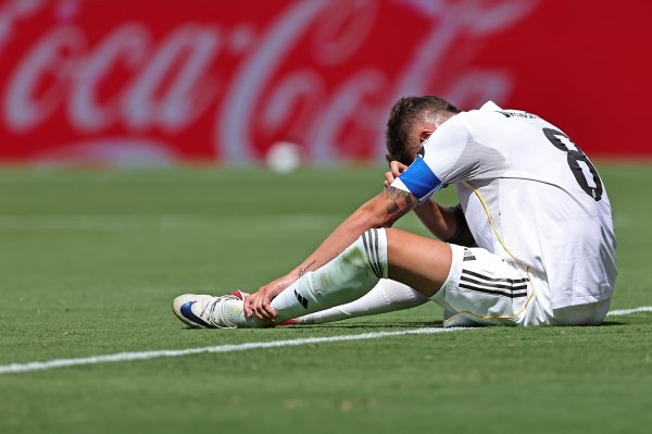 Romano: Kết quả kiểm tra xác nhận Valverde không chấn thương