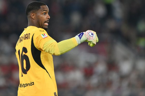 Mi Ti: Juventus đang để ý đến Maignan và Celik, khó có thể t