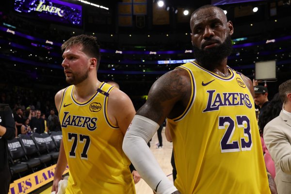 Kwame: Luka đã dẫn dắt Lakers làm được điều “Nhà vua” không 