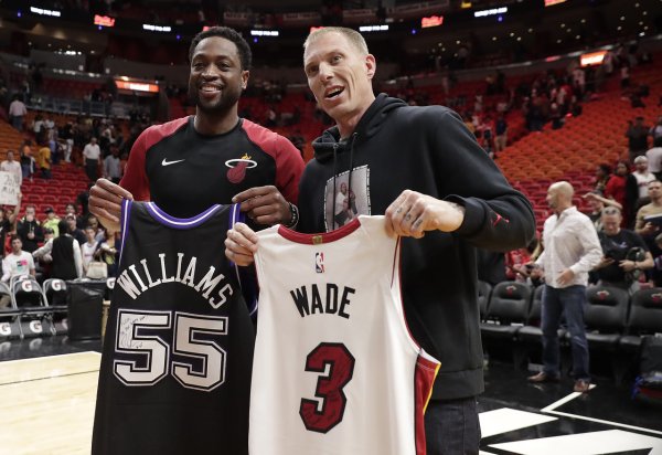 Jay để mắt tới chính mình! Chúc mừng sinh nhật lần thứ 50 củ