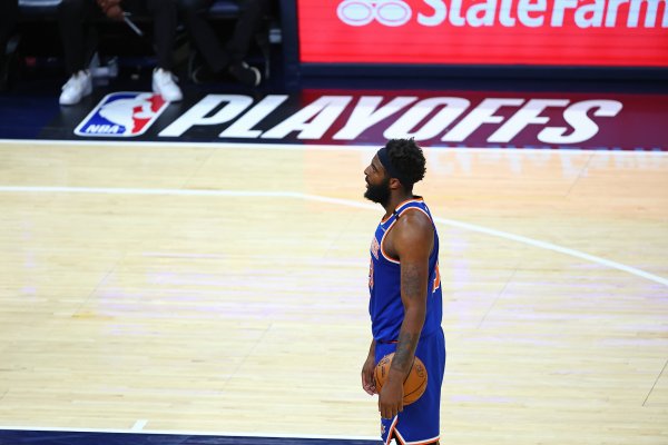 Cho đủ cơ hội! Knicks chỉ thực hiện 3/10 quả ném phạt trong 