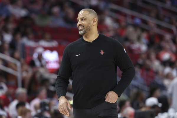 Fire Notes: Đúng như dự đoán, các vị Vua đã đánh bại Nuggets