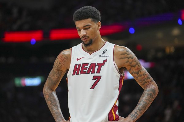 Weir nói về việc thi đấu với Drummond: Đây là kiểu đối đầu m